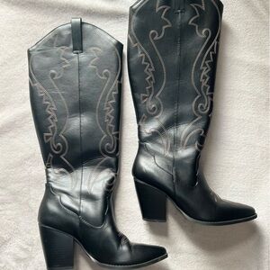 Black Boots Western Style Cow Girl. Black Embroidered Women's Boots